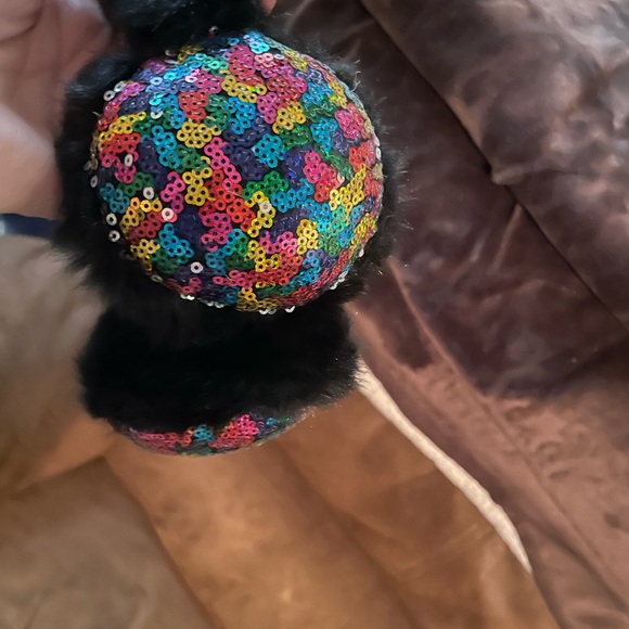 Sparkle Soft Girls Cat Style Ear Muffs - Picture 4 of 4